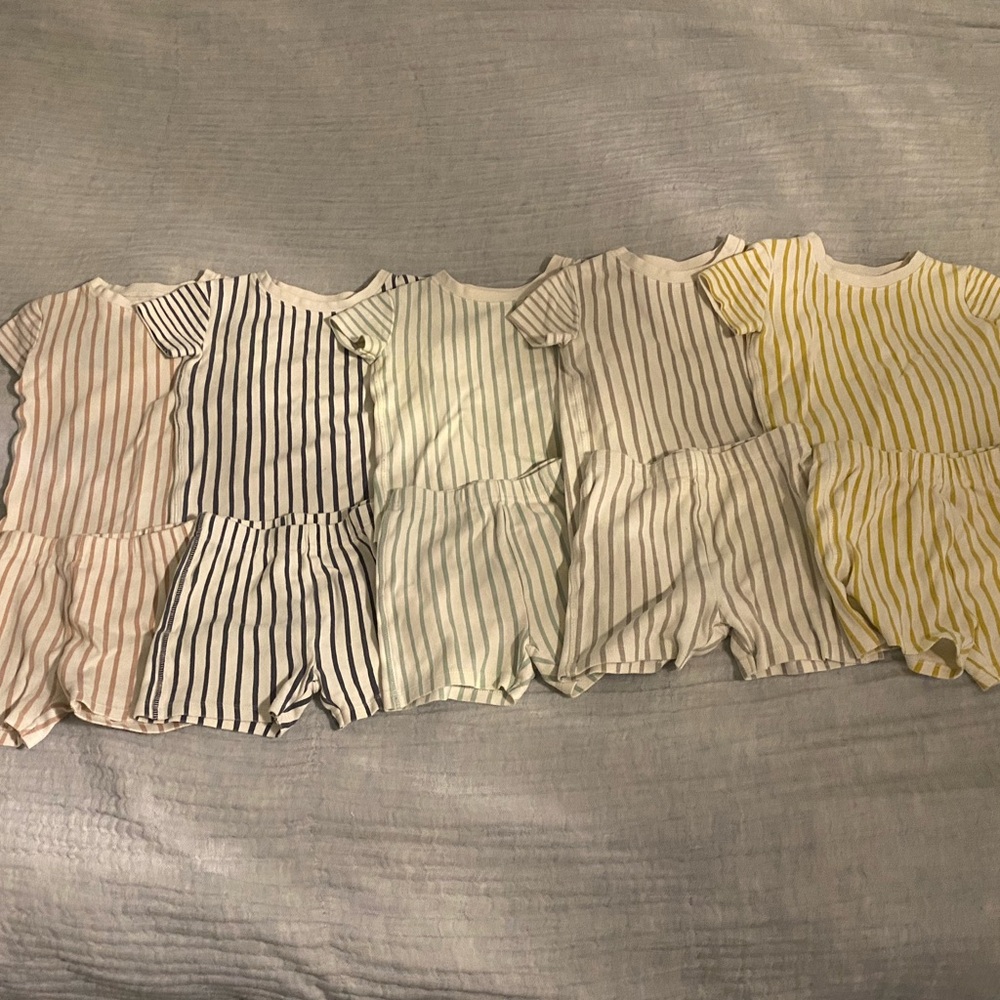 Set of 5 Pehr Organic Cotton Stripes Away organic cotton shorts 2-3T Pajamas
